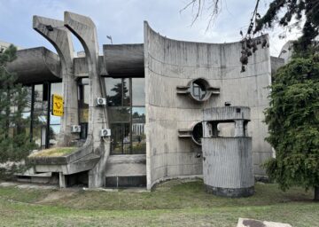 Foto des zentralen Postgebäudes in Skopje